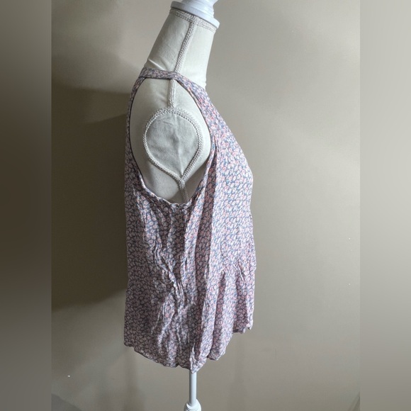 Sim and Sam high low sleeveless blouse size medium - Picture 3 of 10